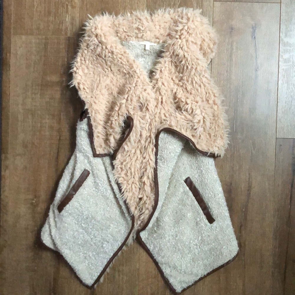 Fur vest